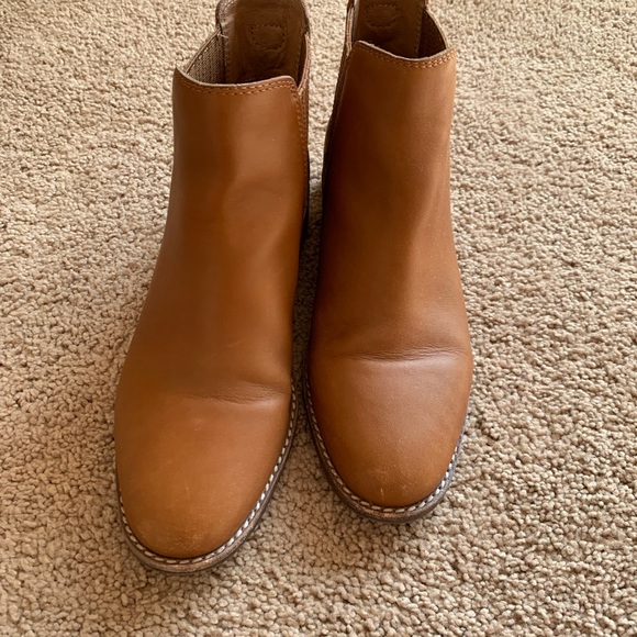 Madewell Ainsley Chelsea Boot - Picture 2 of 6